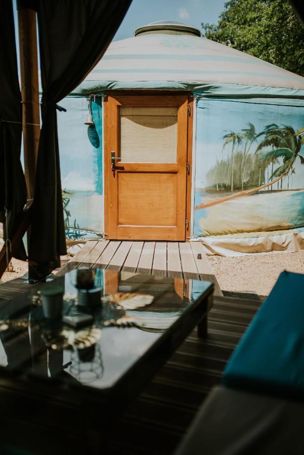 Aloha Glamp - Okragle Domki Przy Rzece - Balia I Sauna - Energylandia Zagornik Exteriör bild