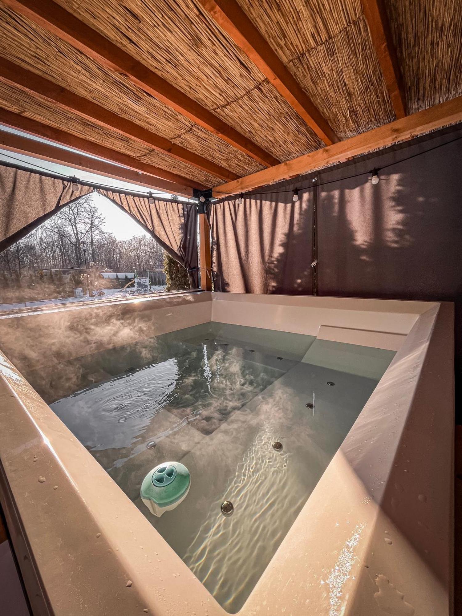Aloha Glamp - Okragle Domki Przy Rzece - Balia I Sauna - Energylandia Zagornik Exteriör bild