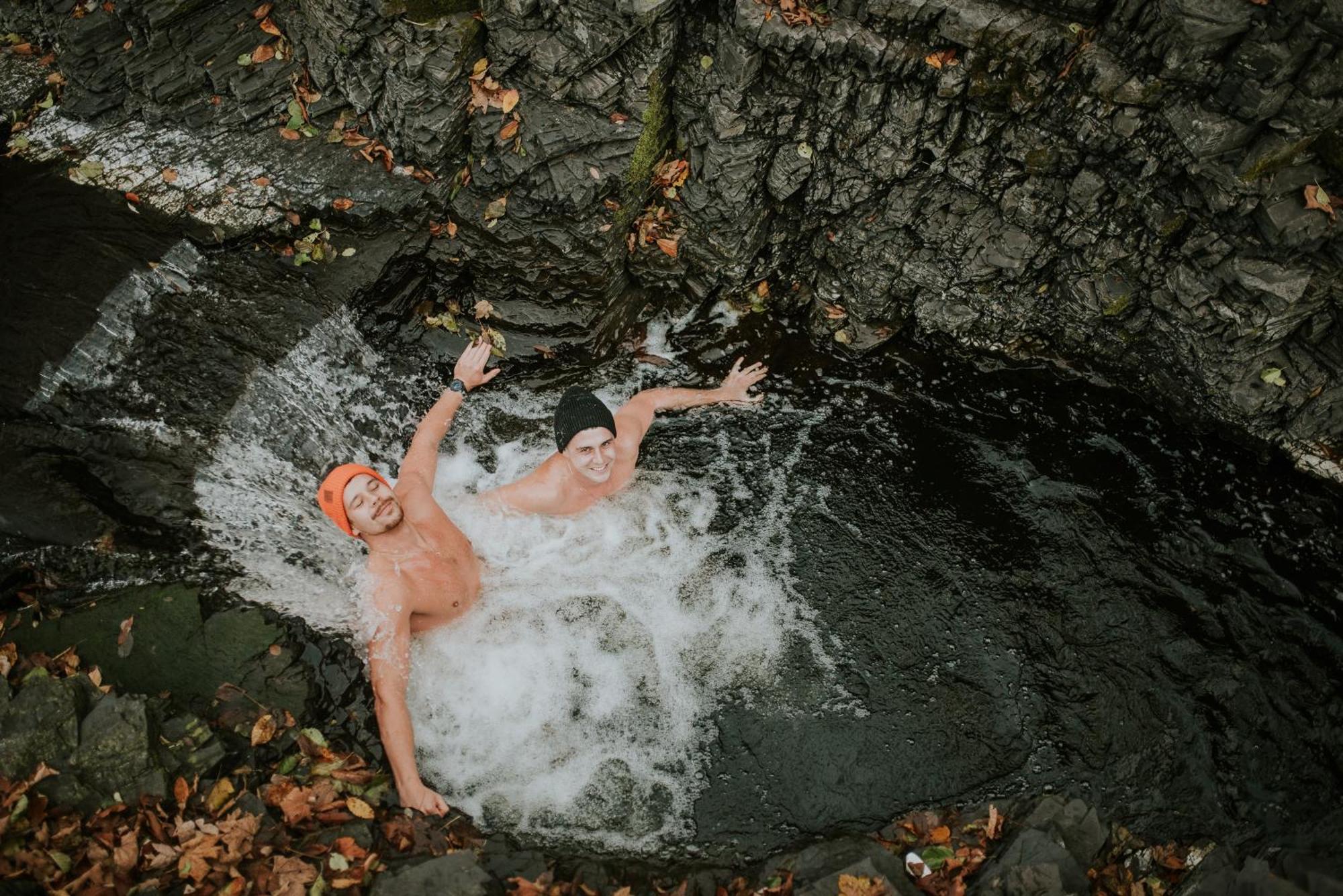 Aloha Glamp - Okragle Domki Przy Rzece - Balia I Sauna - Energylandia Zagornik Exteriör bild